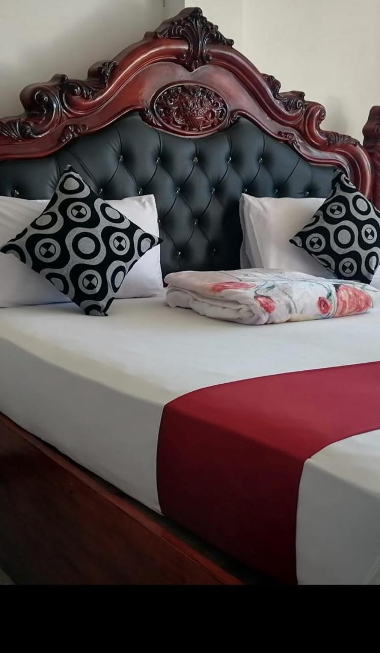 엘라 La Montagna B&B 외부 사진